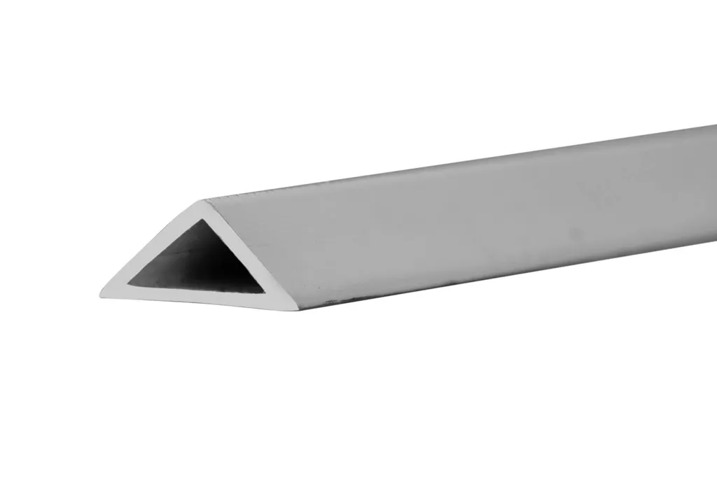 Profil mit Lasche - PVC-Fasenleiste